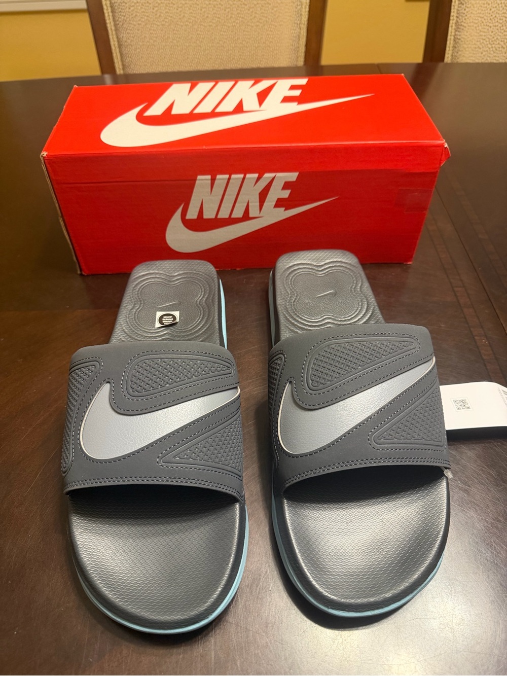New Nike Air Max Cirro Gray Sandals Slides Size US 10